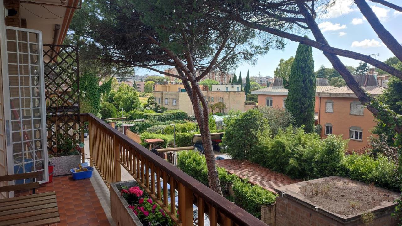 Eur Mostacciano Bilocale Nel Verde Fino A 5 Ospiti Рим Екстер'єр фото